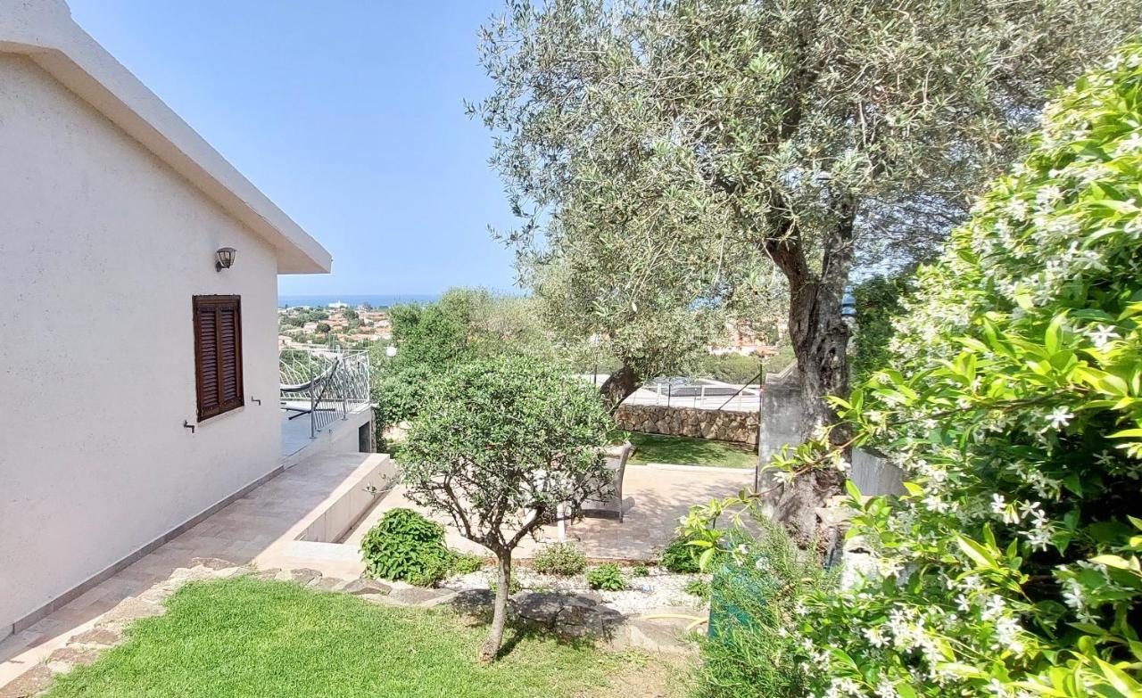 Iss Travel, Sea View Apartment Il Corbezzolo - Ground Floor With Air-Condition San Teodoro  Eksteriør bilde